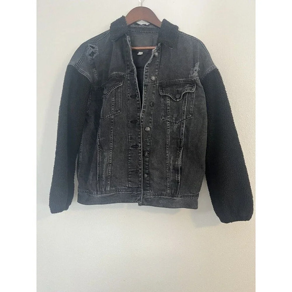 American Eagle Women’s XS Relaxed Fit Denim Black‎ Jacket Fleece Sleeves - Picture 1 of 5